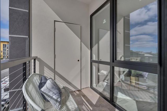 889 McLellan Drive 206, South San Francisco, CA 94080