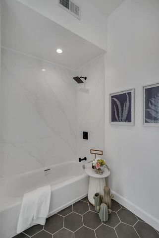 889 McLellan Drive 206, South San Francisco, CA 94080