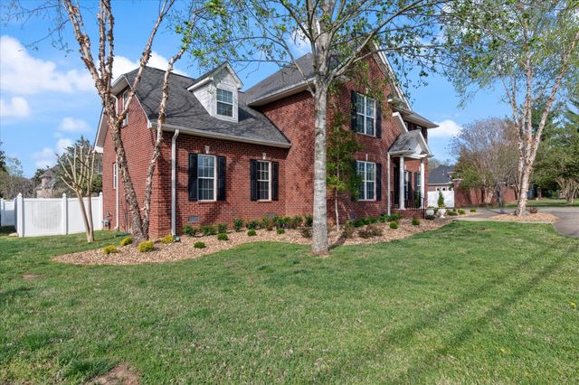 2910 Sulphur Springs Rd, Murfreesboro, TN 37129