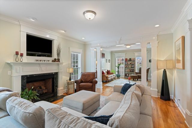 2910 Sulphur Springs Rd, Murfreesboro, TN 37129