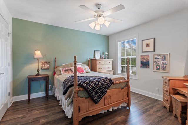 2910 Sulphur Springs Rd, Murfreesboro, TN 37129