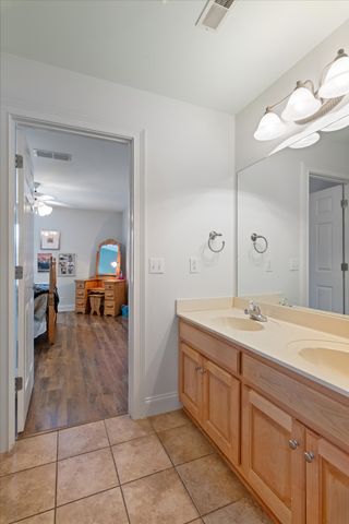 2910 Sulphur Springs Rd, Murfreesboro, TN 37129