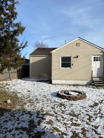 27869 Tighe Street, Roseville, MI 48066