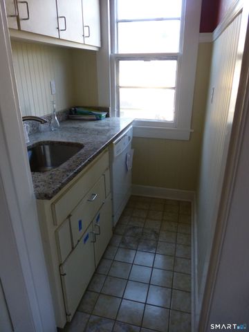 63 Sea Street, New Haven, CT 06519