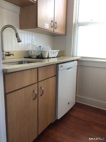 63 Sea Street, New Haven, CT 06519