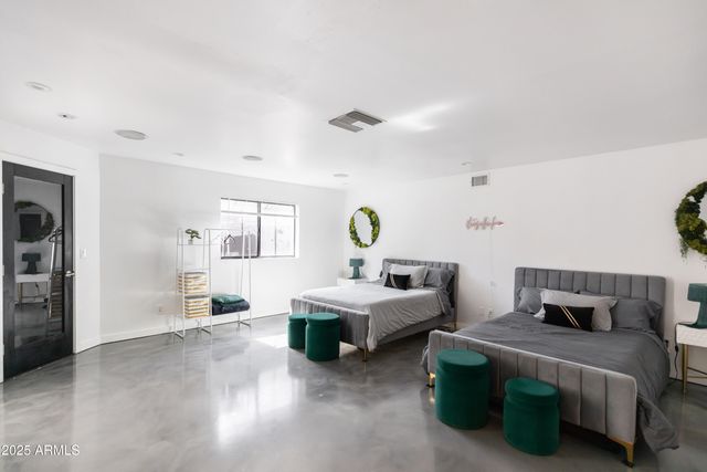 3126 N 6TH Avenue, Phoenix, AZ 85013
