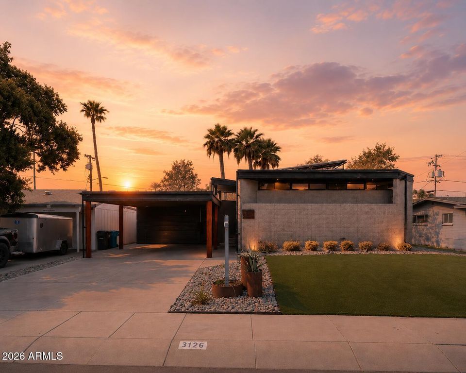 3126 N 6TH Avenue, Phoenix, AZ 85013