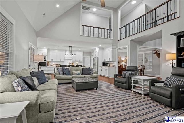 3150 Woodside Dr., Effingham, SC 29541