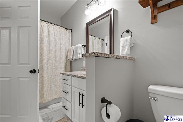 3150 Woodside Dr., Effingham, SC 29541