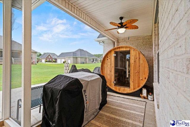 3150 Woodside Dr., Effingham, SC 29541