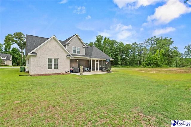 3150 Woodside Dr., Effingham, SC 29541
