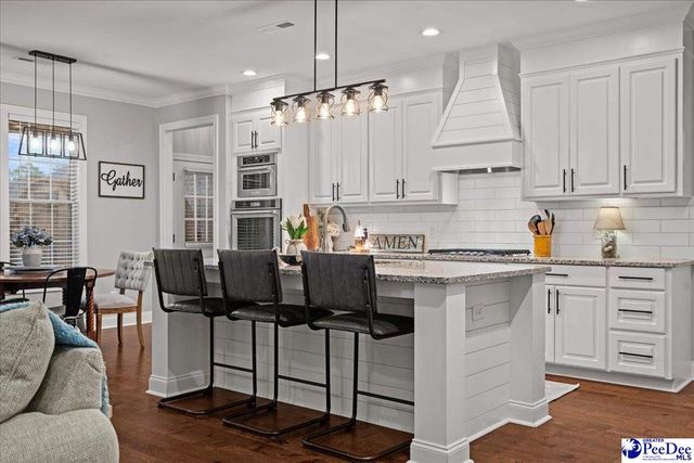 3150 Woodside Dr., Effingham, SC 29541