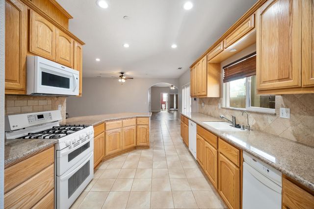 4530 Maximus Rd, Denair, CA 95316