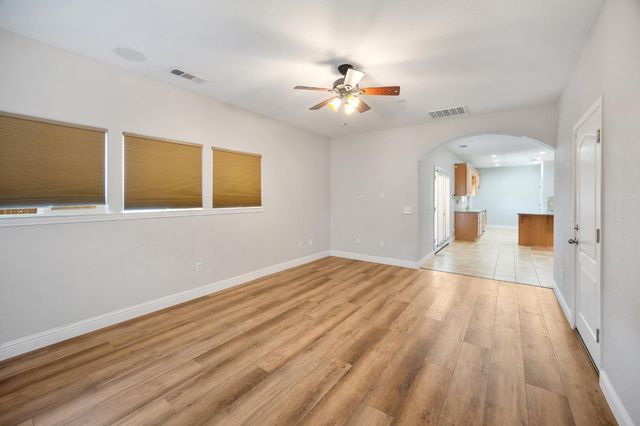 4530 Maximus Rd, Denair, CA 95316