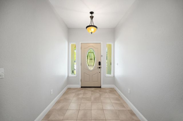 4530 Maximus Rd, Denair, CA 95316