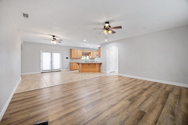 4530 Maximus Rd, Denair, CA 95316