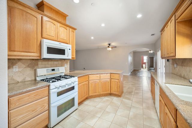 4530 Maximus Rd, Denair, CA 95316