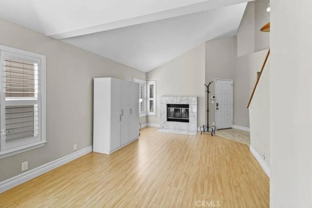 7252 Pecan Ave, Moorpark, CA 93021
