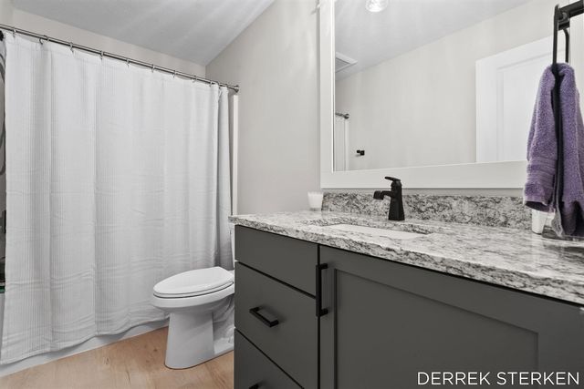 16557 Sheldon Sands Court, West Olive, MI 49460