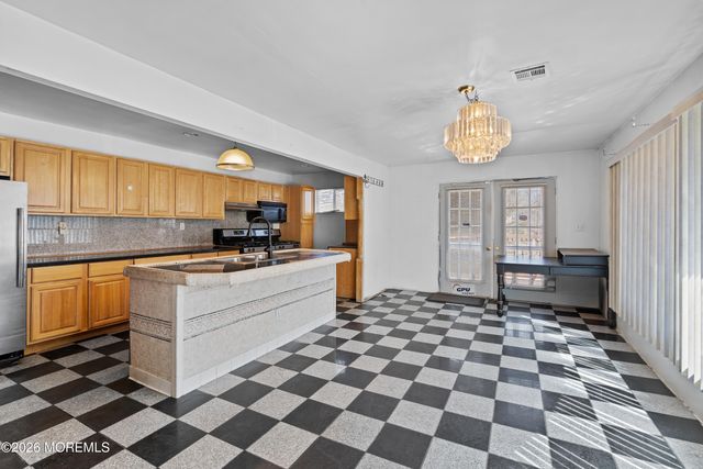 271 Joe Parker Road, Lakewood, NJ 08701