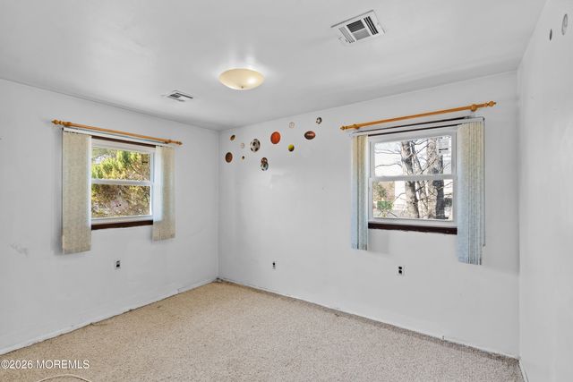 271 Joe Parker Road, Lakewood, NJ 08701