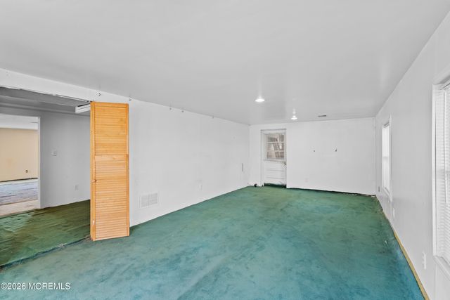 271 Joe Parker Road, Lakewood, NJ 08701