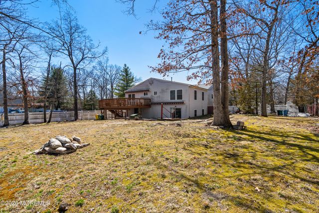 271 Joe Parker Road, Lakewood, NJ 08701