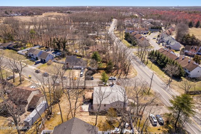 271 Joe Parker Road, Lakewood, NJ 08701