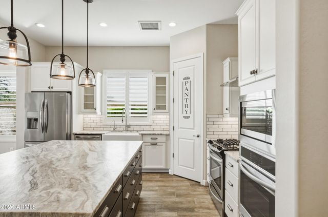 18125 N 65TH Place, Phoenix, AZ 85054