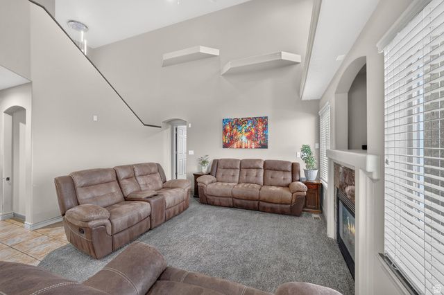 5668 W TUSCAN ROSE CIR, Herriman, UT 84096