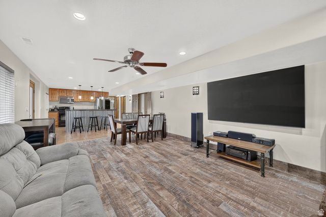 5668 W TUSCAN ROSE CIR, Herriman, UT 84096