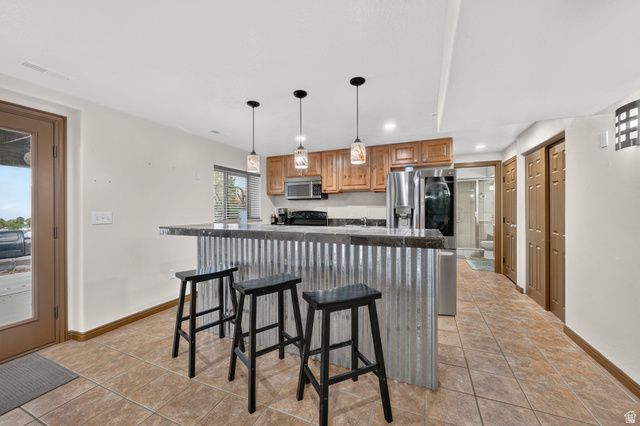 5668 W TUSCAN ROSE CIR, Herriman, UT 84096
