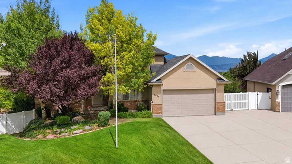 5668 W TUSCAN ROSE CIR, Herriman, UT 84096