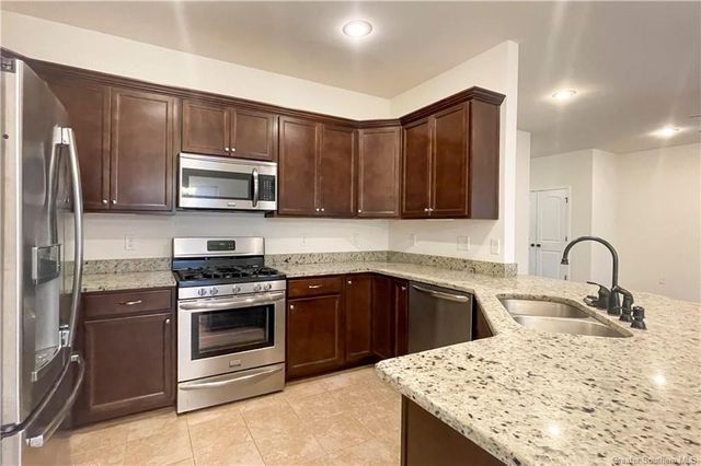 1914 Calvin Court, Lake Charles, LA 70607
