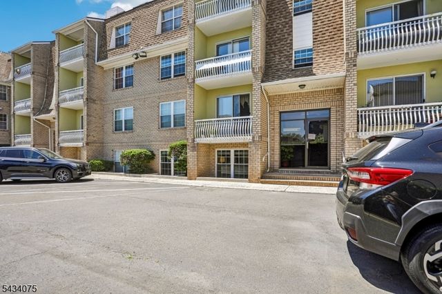 272 Walnut St 6D, Newark City, NJ 07105