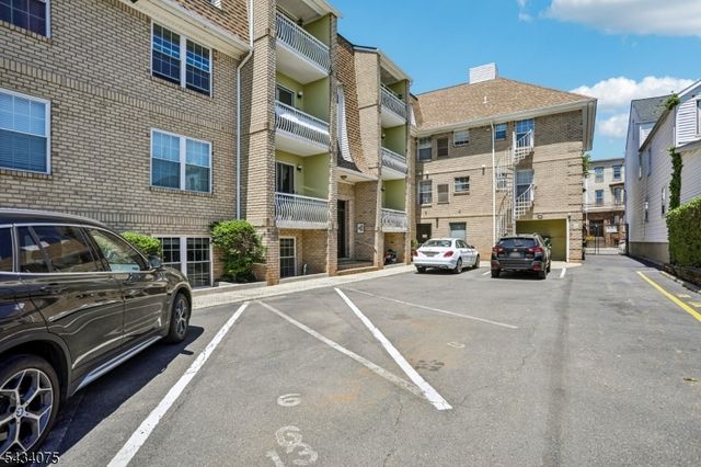 272 Walnut St 6D, Newark City, NJ 07105