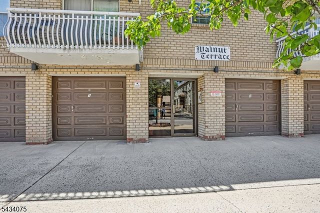 272 Walnut St 6D, Newark City, NJ 07105