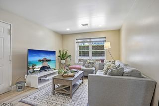 272 Walnut St 6D, Newark City, NJ 07105