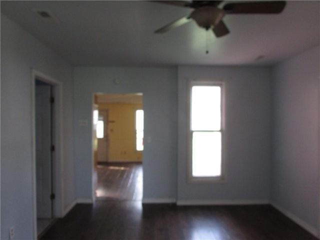 517 Lincoln Avenue, Osawatomie, KS 66064
