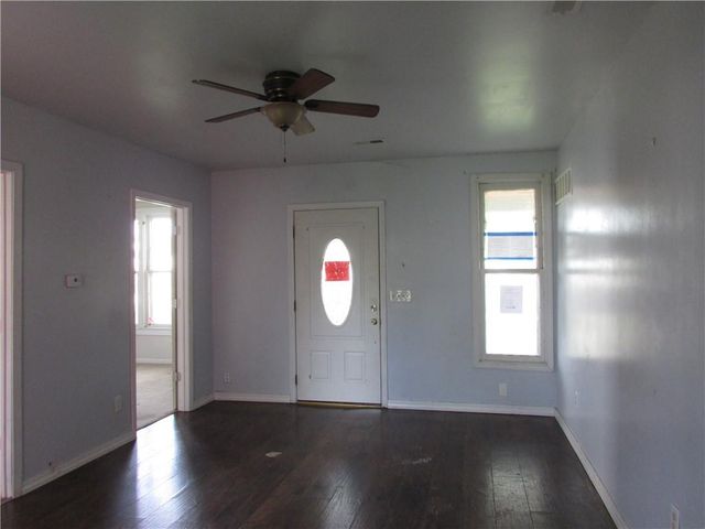 517 Lincoln Avenue, Osawatomie, KS 66064