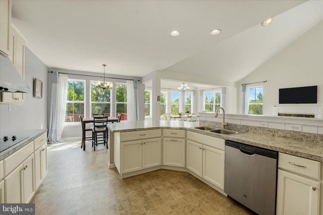 1239 N OLMSTED PKWY, Middletown, DE 19709