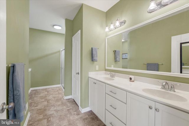 1239 N OLMSTED PKWY, Middletown, DE 19709