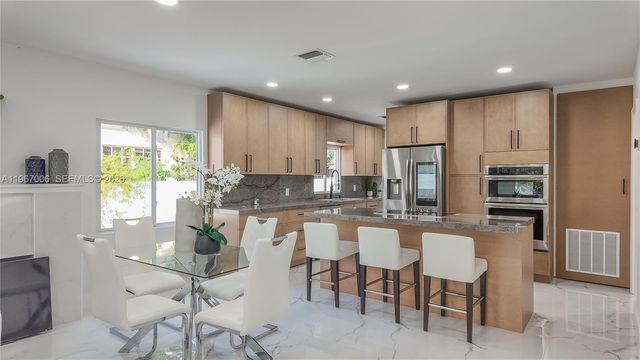 3389 NW 14th Ave, Miami, FL 33142