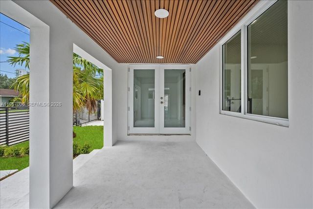 3389 NW 14th Ave, Miami, FL 33142