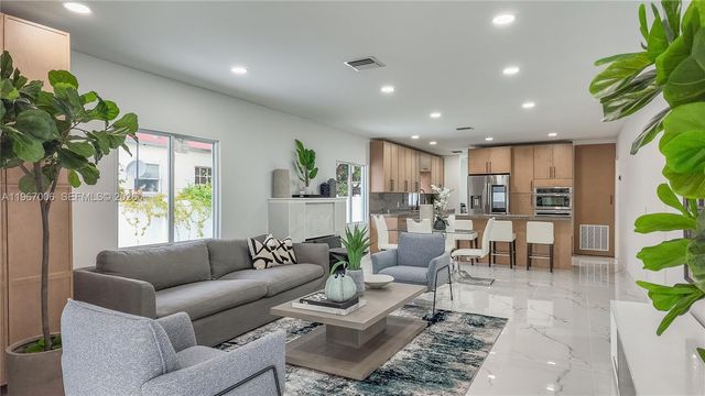 3389 NW 14th Ave, Miami, FL 33142