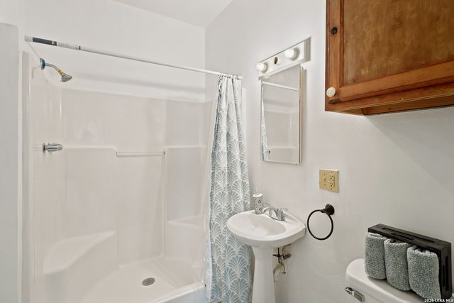 1814 Santa Anna, San Antonio, TX 78201