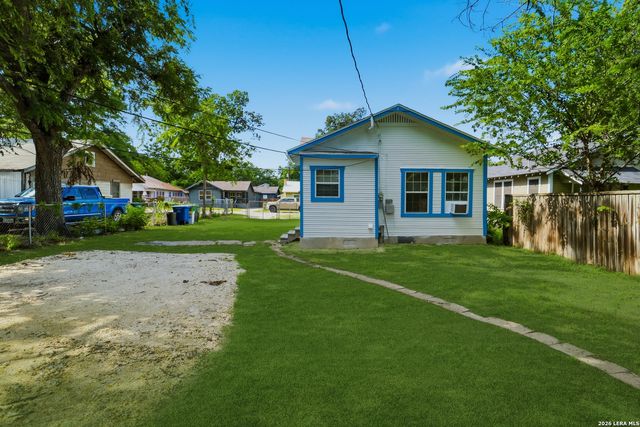 1814 Santa Anna, San Antonio, TX 78201