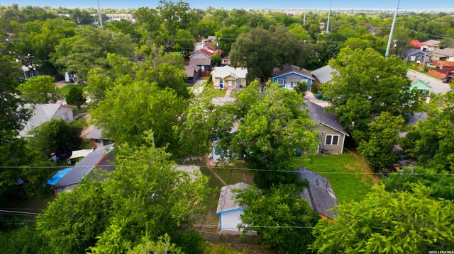 1814 Santa Anna, San Antonio, TX 78201