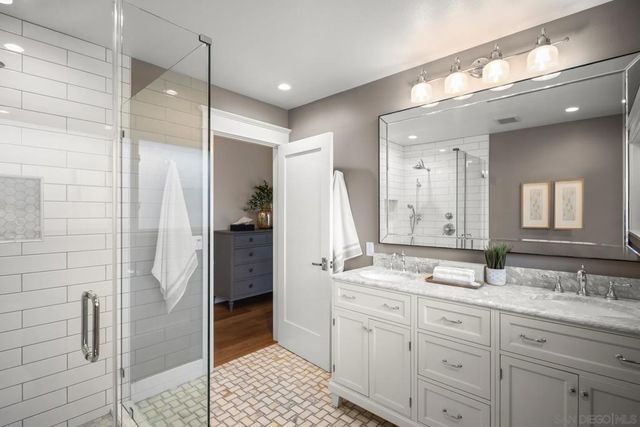 420 1st St, Coronado, CA 92118