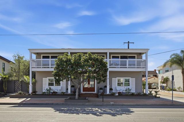 420 1st St, Coronado, CA 92118